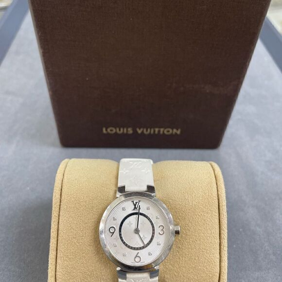 Authentic Louis Vuitton 28mm Tambour Diamond White wristwatch - Picture 10 of 11